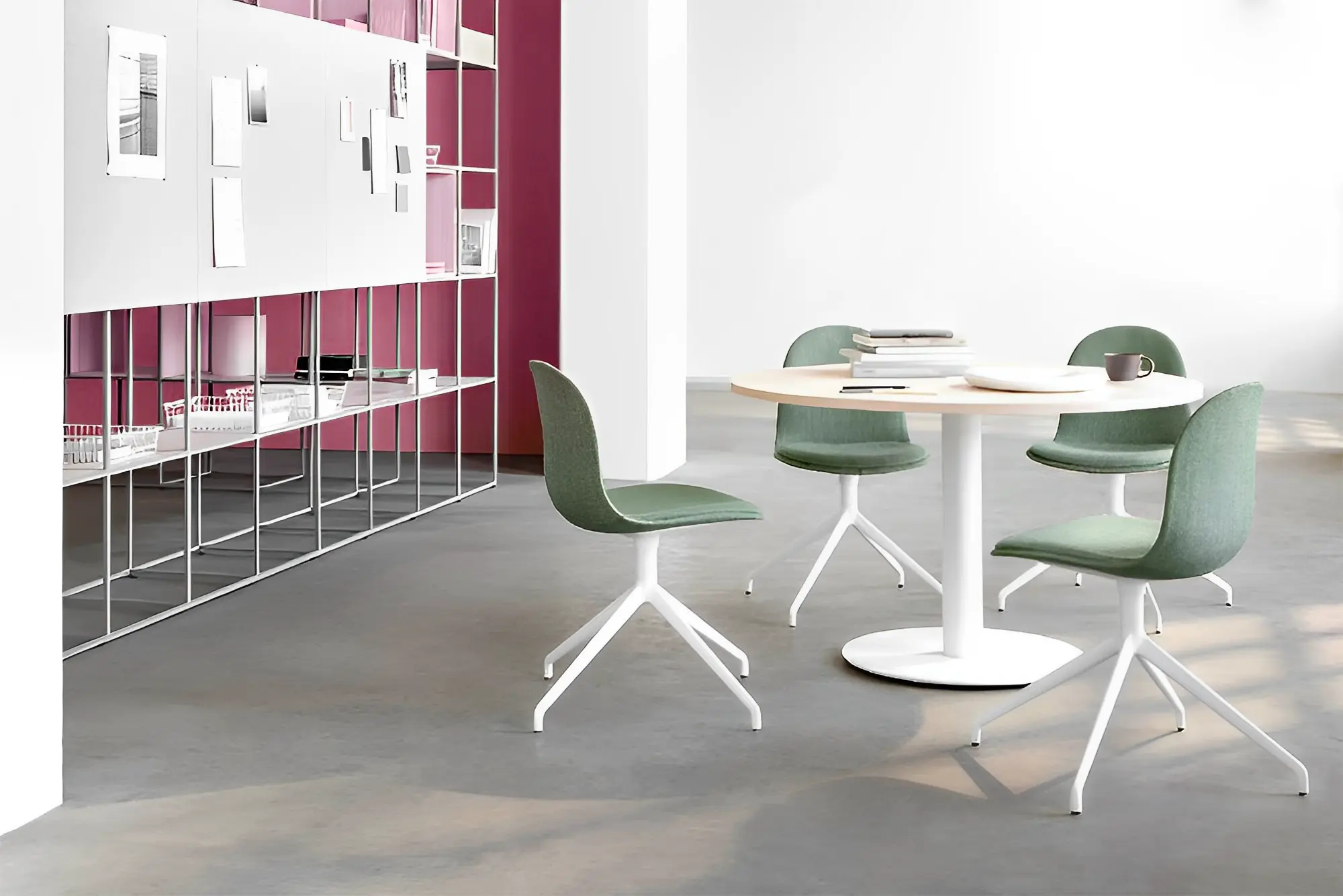 Round Table In drum Base