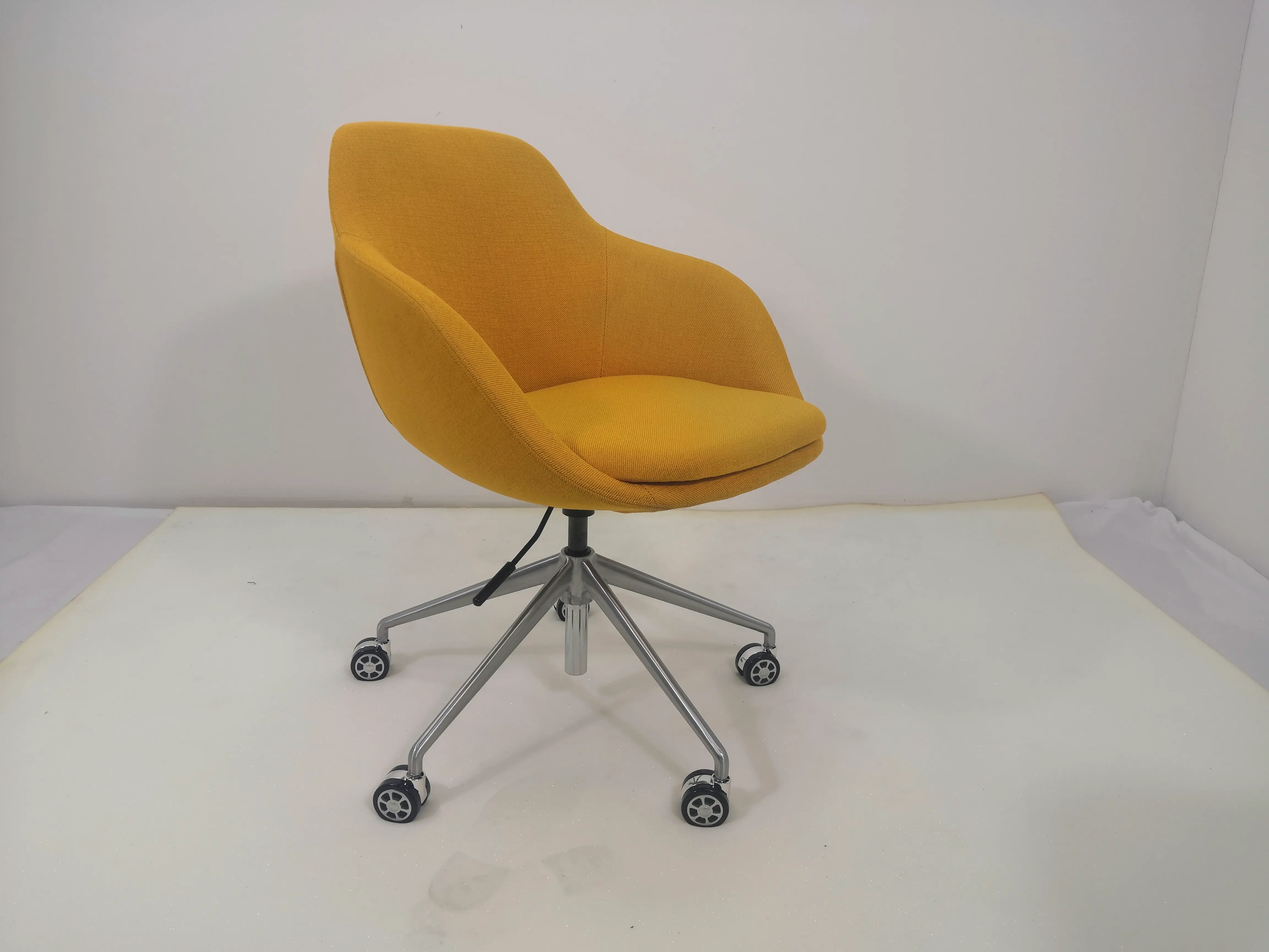 Smart (SM 212) — Office Seating by Office Planner